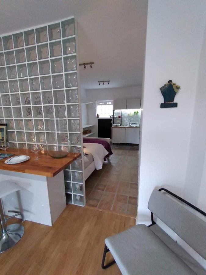 Estudio Cantera Auditorio Apartment