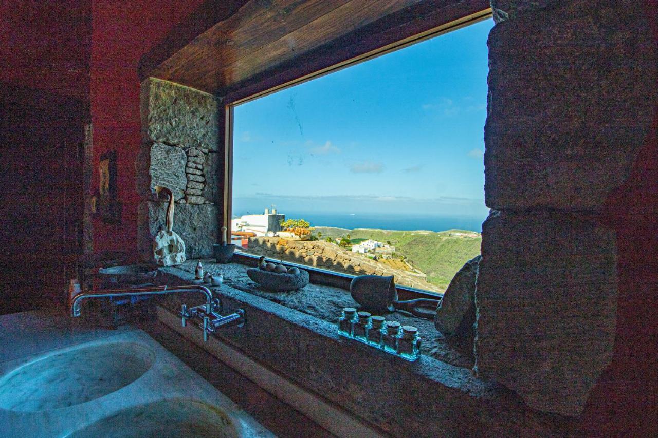 Mountain Hideaway House In Moya (Gran Canaria)