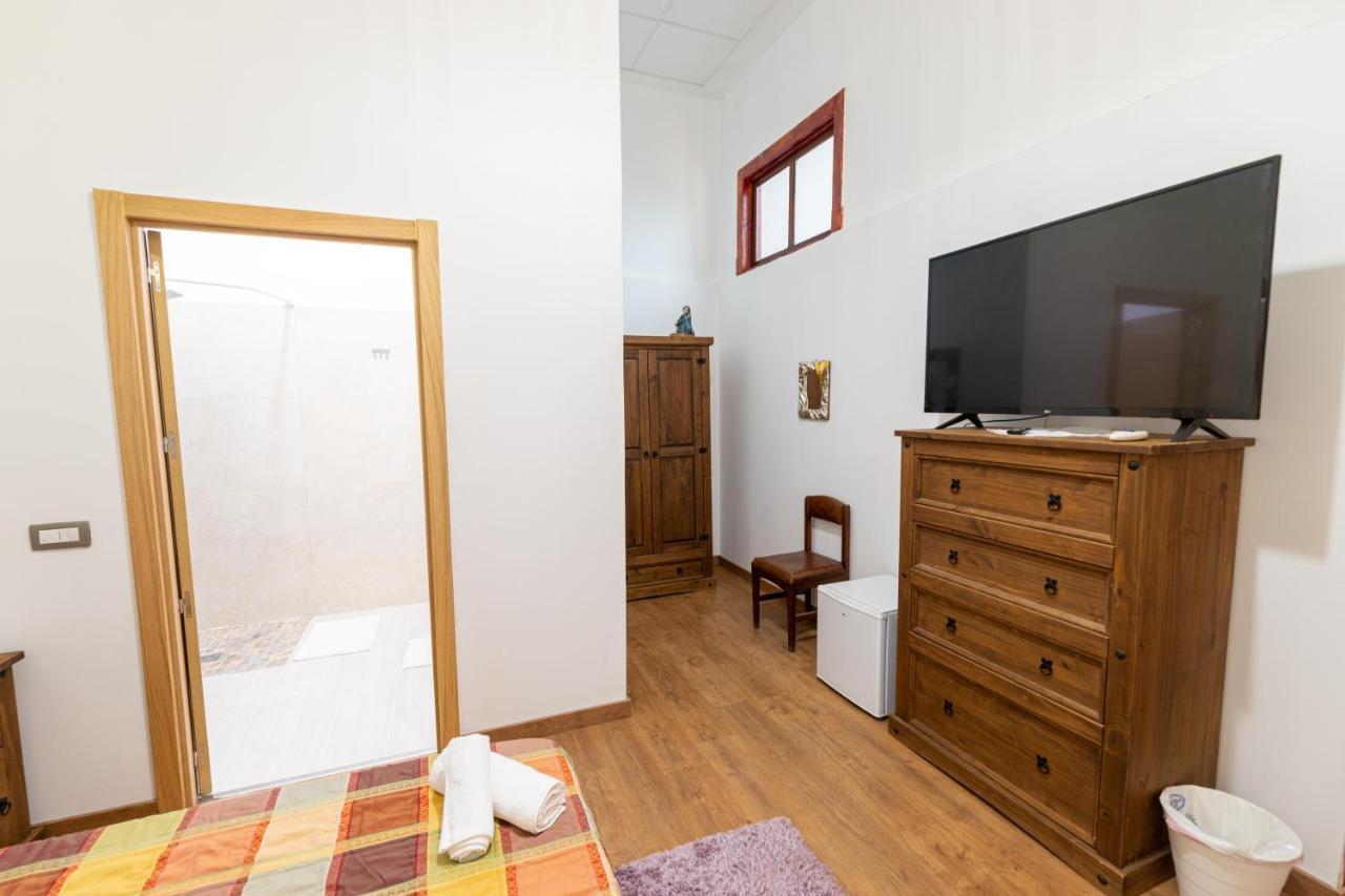 Santa Ana Guest house *