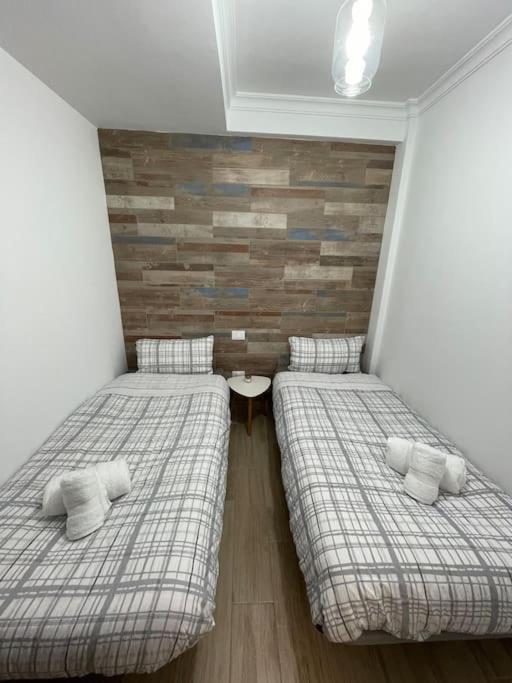 Precioso Apartamento En Residencial Con Piscina *