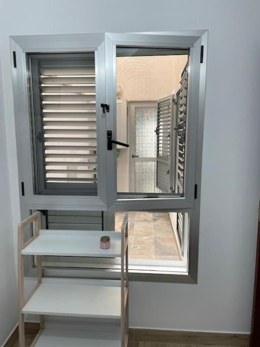 Precioso Apartamento En Residencial Con Piscina Apartamento *