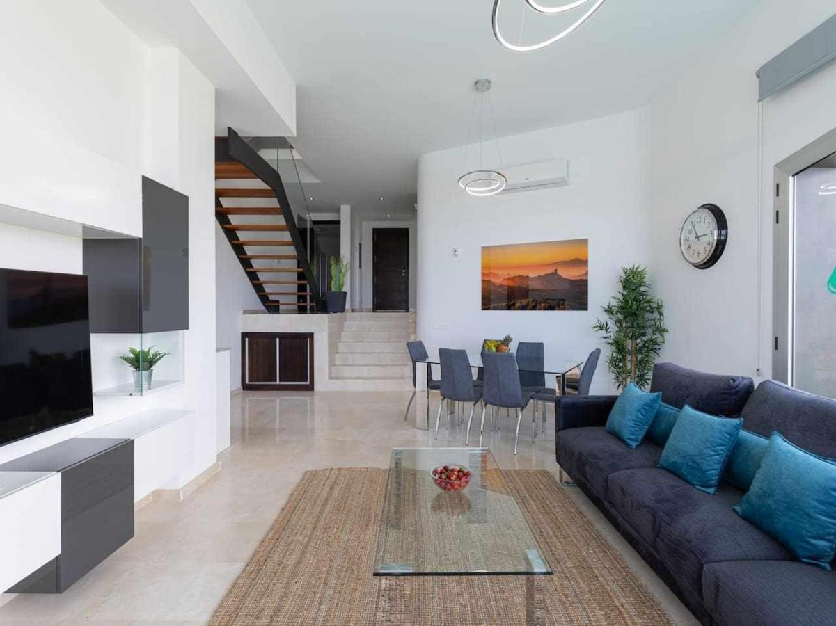 Calm Ocean Views By Infinity Summer Villa
