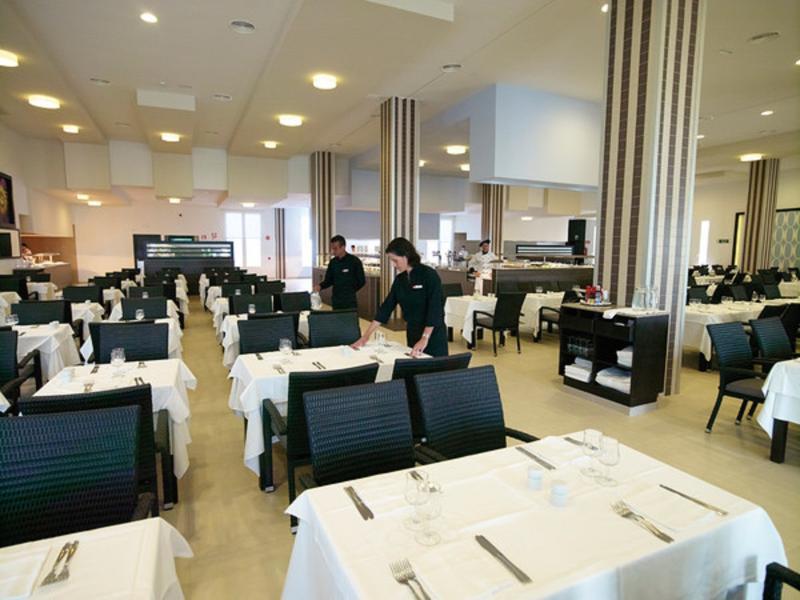 Hotel Riu Papayas 4*