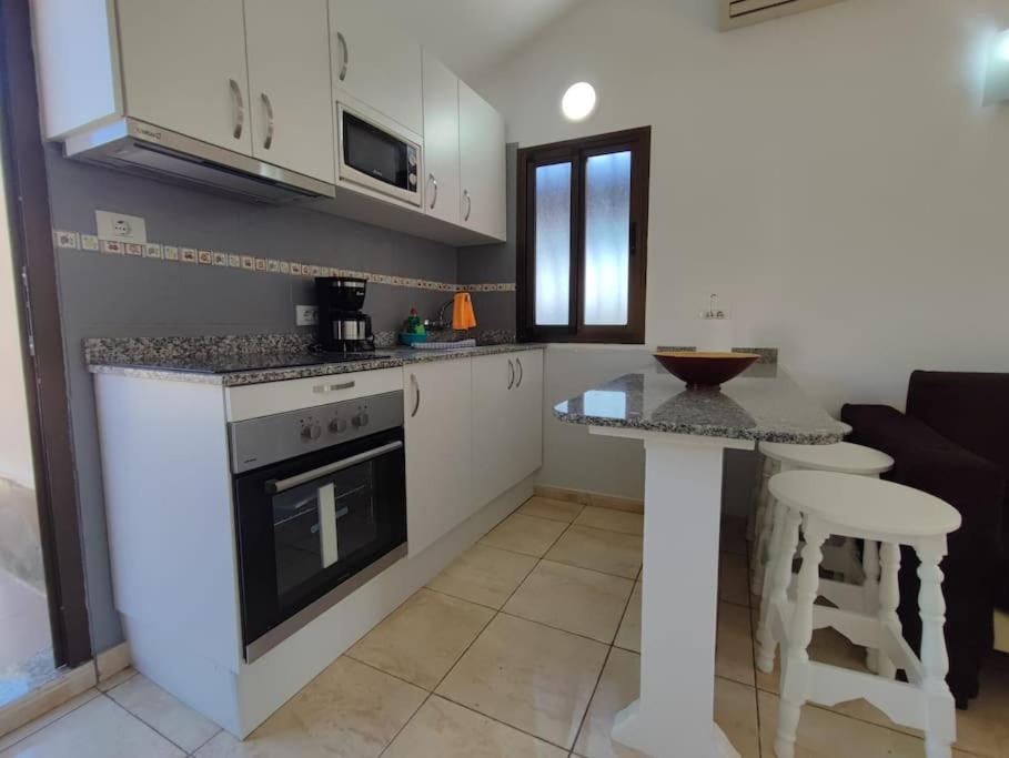 Apartment Santa Fe Next To Pool San Bartolome de Tirajana (Gran Canaria)