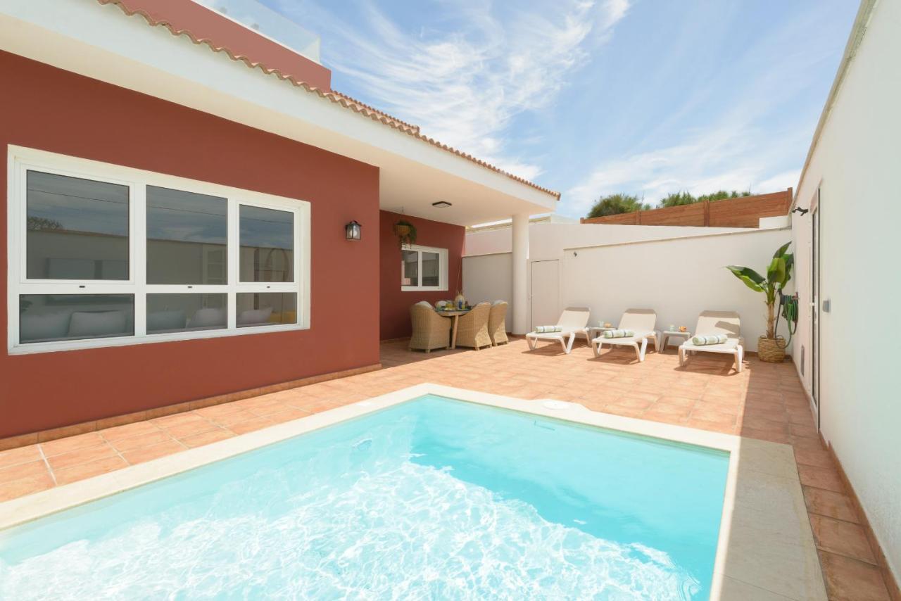 Chale Con Piscina Junto A La Playa Villa