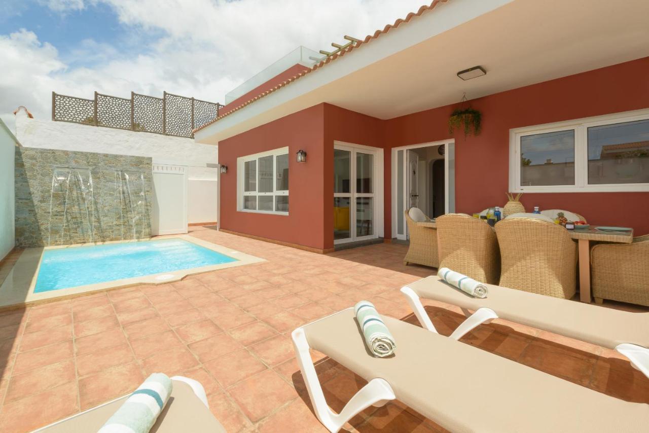 Villa Chale Con Piscina Junto A La Playa