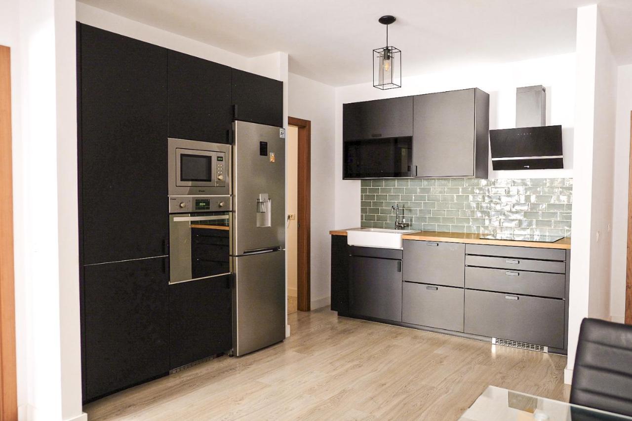 La Petite-home Near Airport-wifi-garage-elevator-homely Appartamento