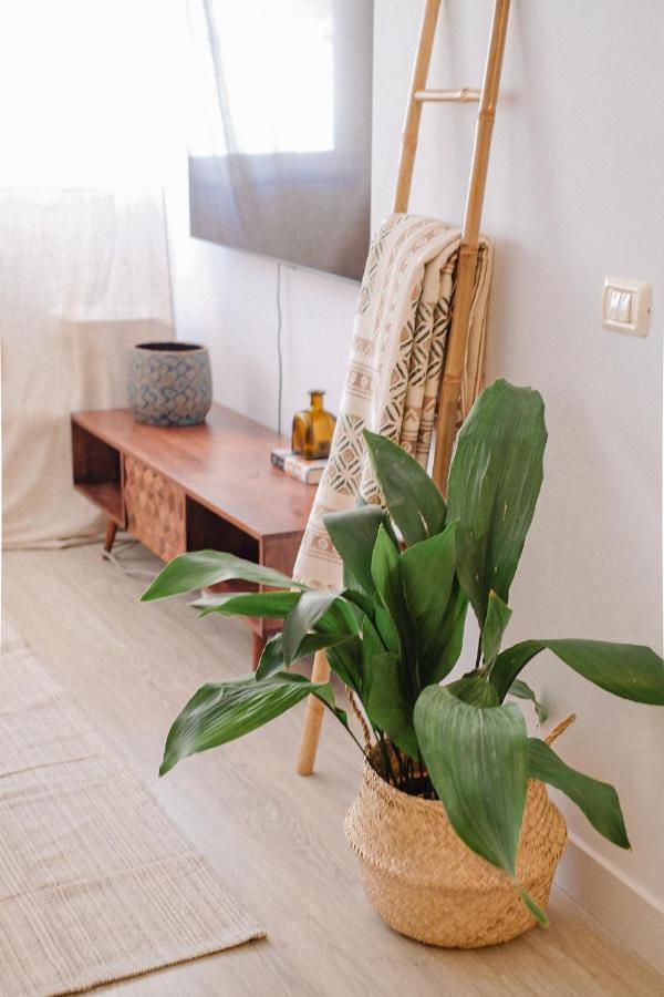 La Petite-home Near Airport-wifi-garage-elevator-homely *