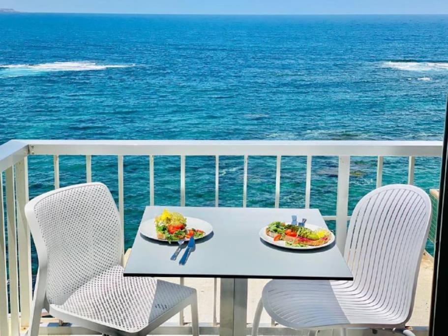 Front Studio. Oceanview Terrace. Fastwifi *