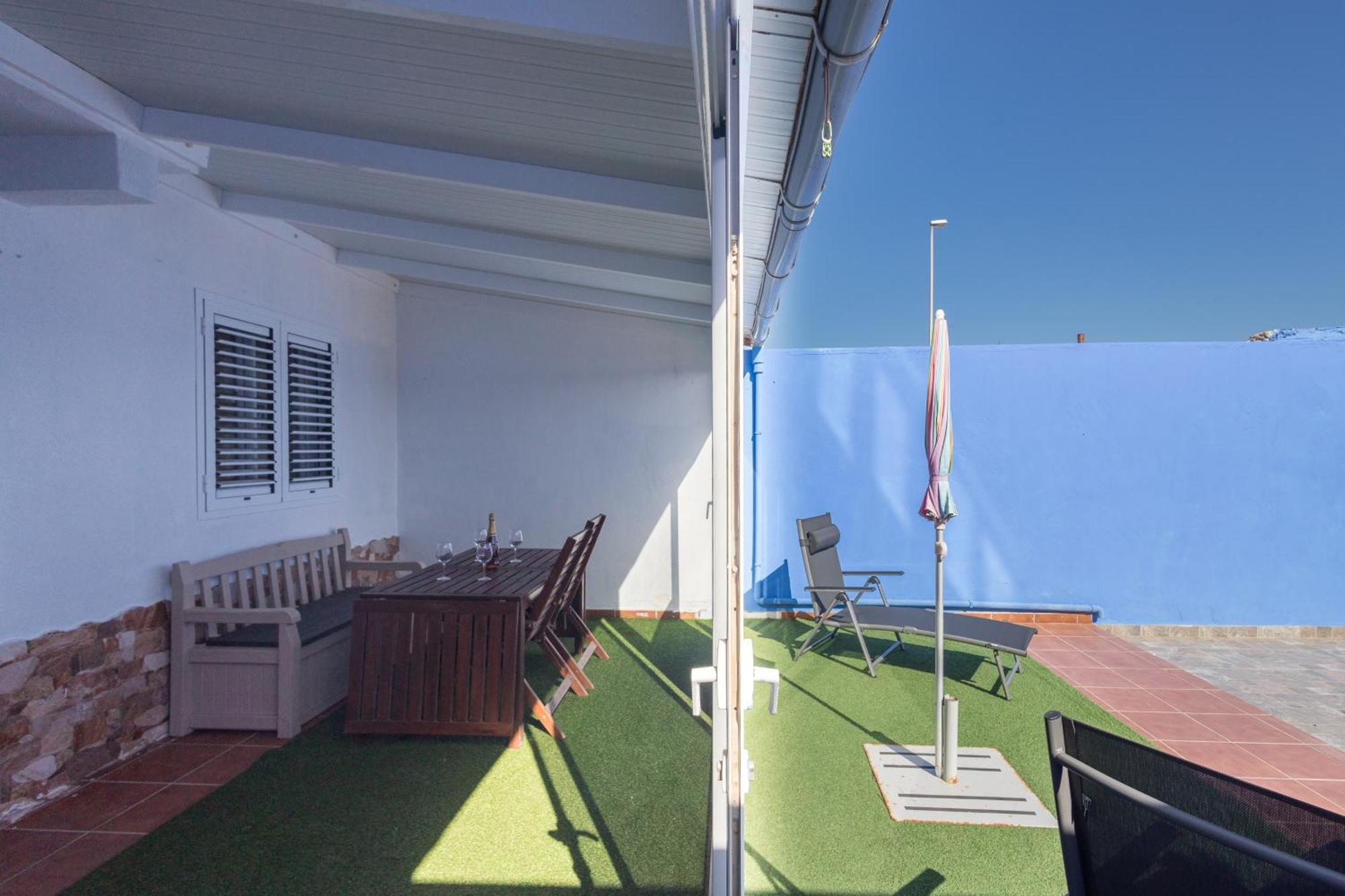 Playa El Burrero Con Terraza Y Solarium Privado