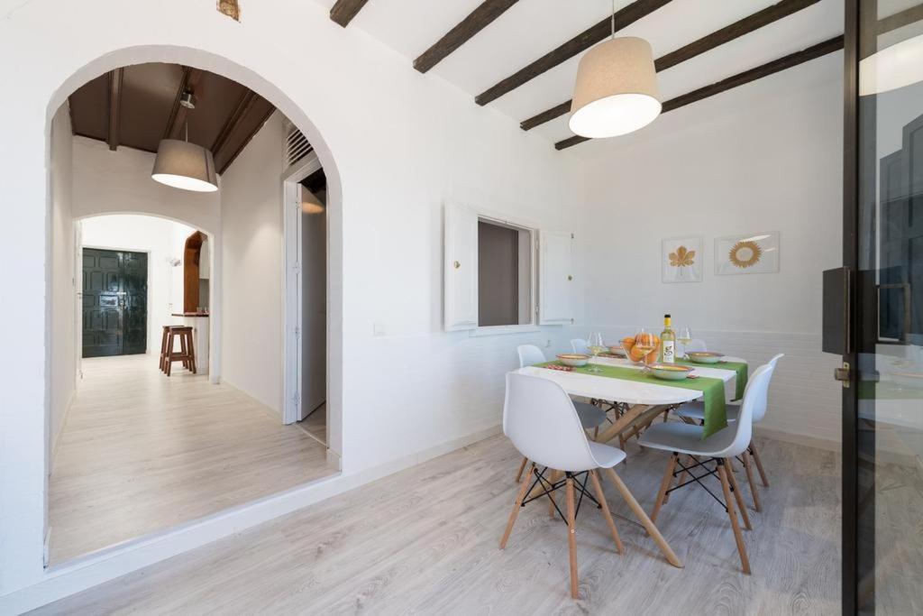 Сasa de vacaciones Home2book Bright House Facing The Ocean Taliarte Melenara