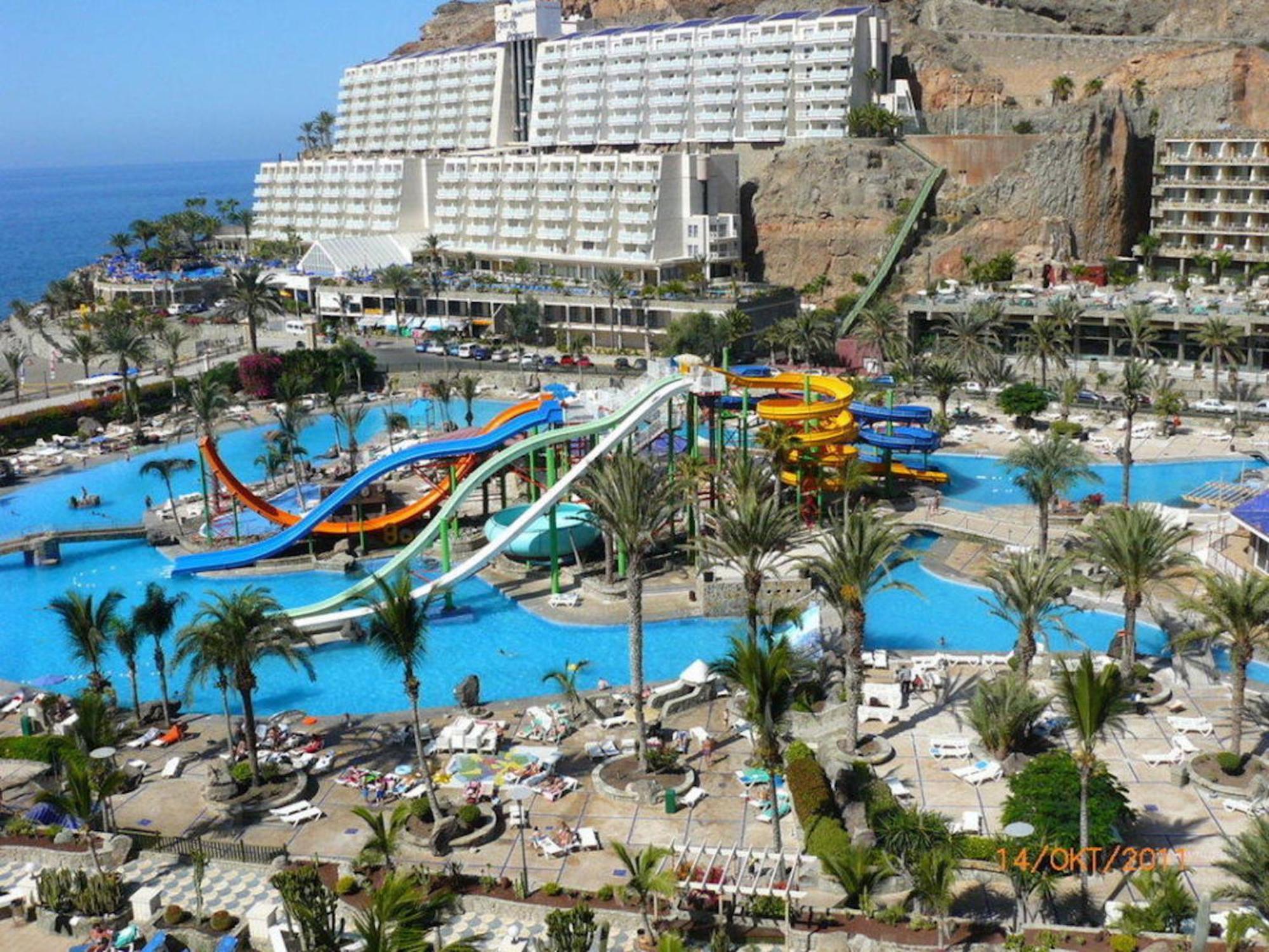 - Spacious, 3 Bedroom Apartment. Air Con. Heated Pool, Playa Apartamento Puerto De Mogan