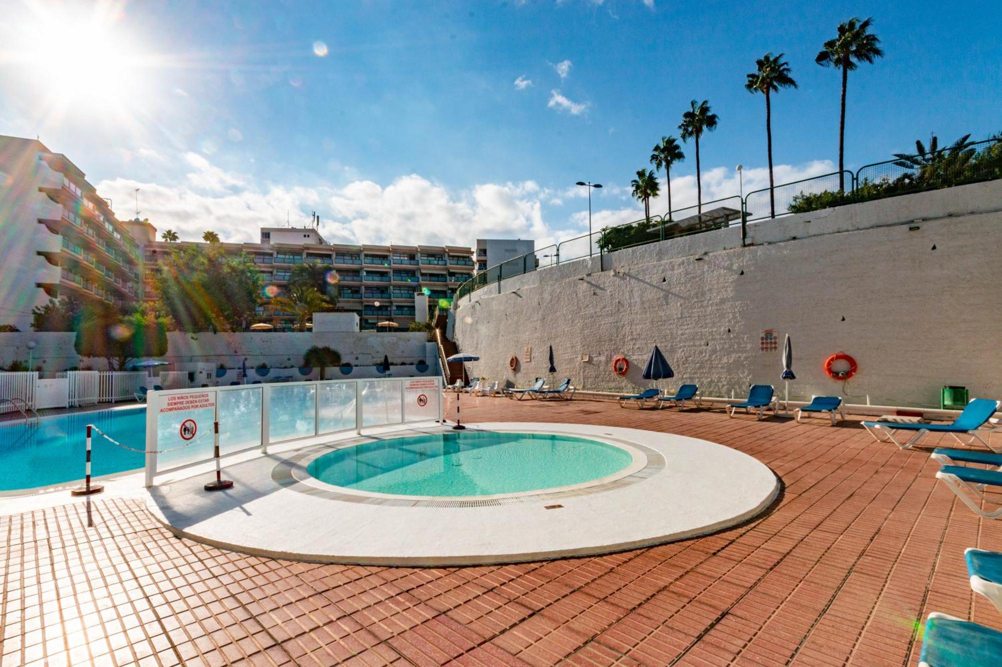 Apartamento Serenity Yumbo - Europa 2min Yumbo - 5min From - Wifi Free - Air Conditioner - Private Services - Free Welcome Book - Cohote Conserjeria Gran Canaria