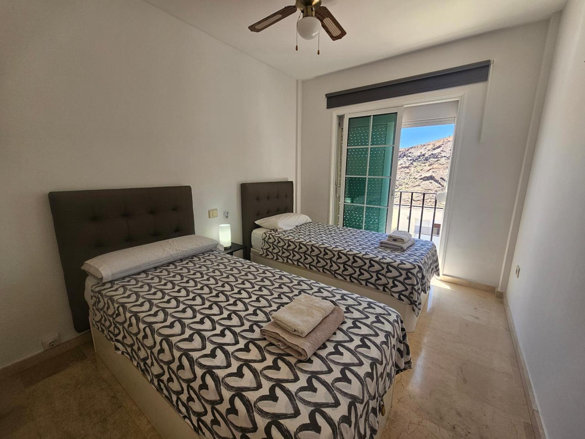 Modern House With Large Chill Out Terrace And Jacuzzi Puerto Rico (Gran Canaria)