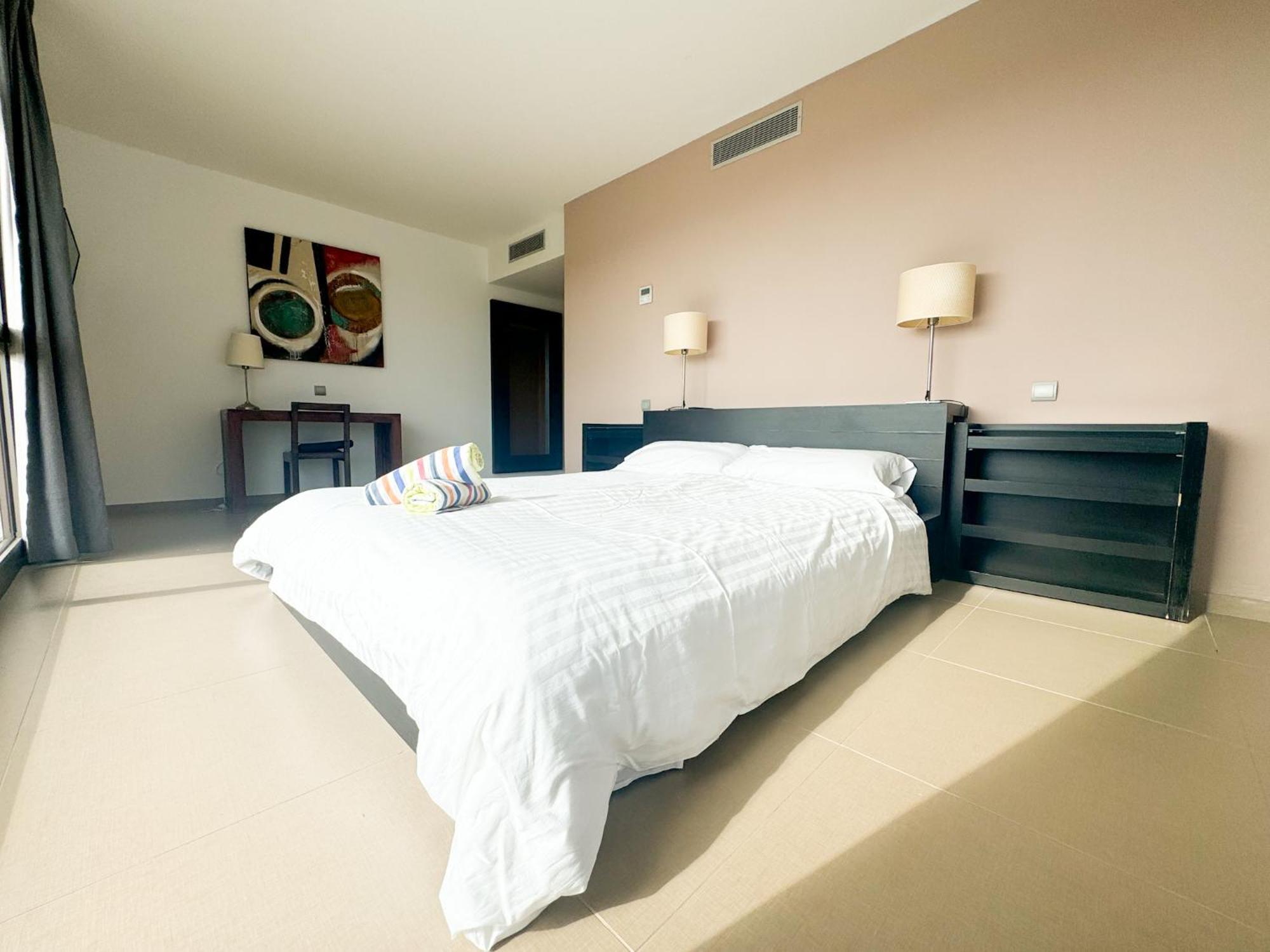 Salobre Dragos 12 A Retreat At The