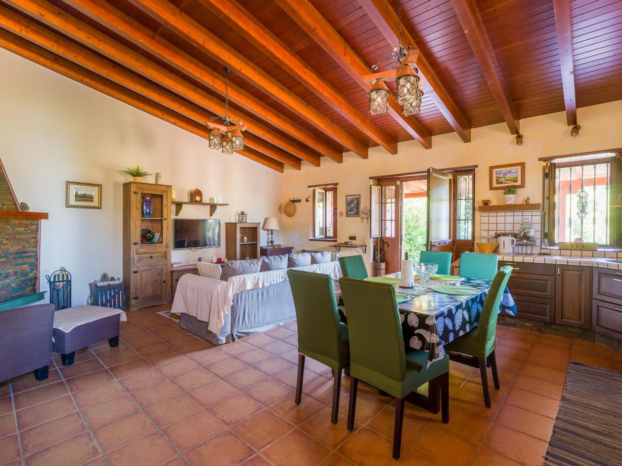 Sombra Del Laurel Holiday home Valleseco