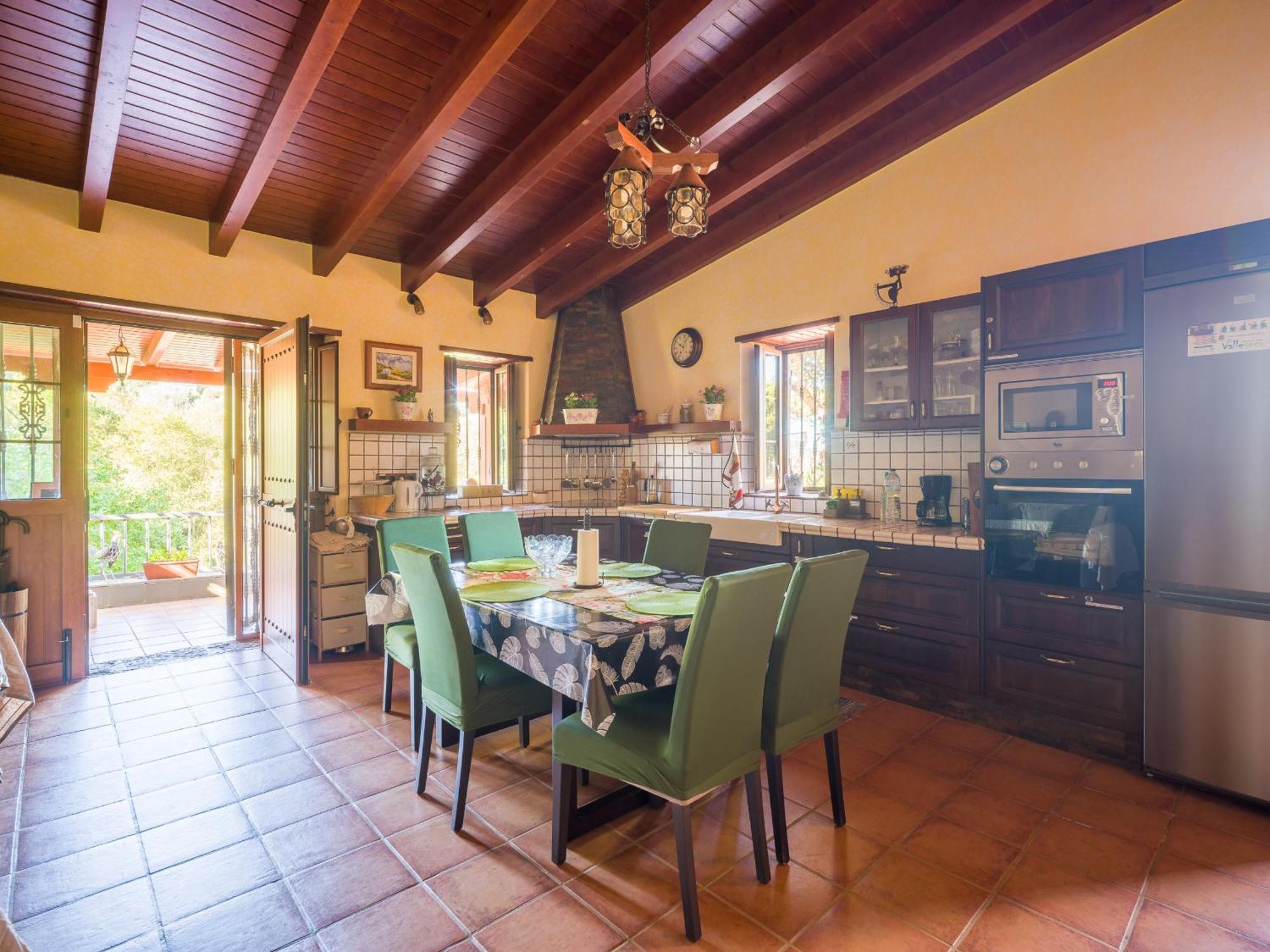 Sombra Del Laurel Holiday home *