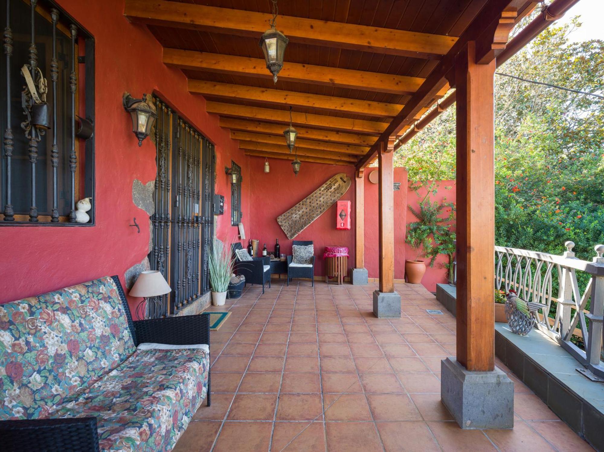Sombra Del Laurel Holiday home Valleseco
