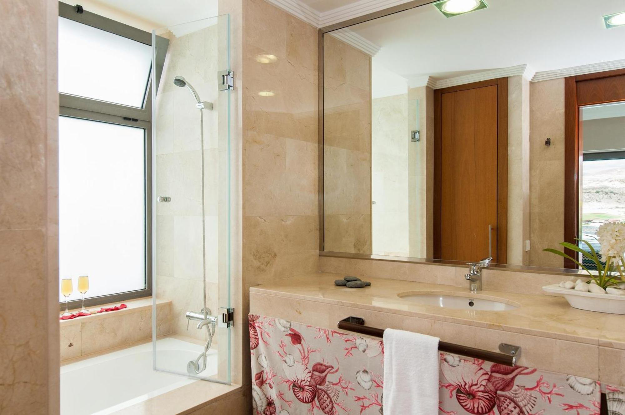 Villa Salobre Golf Seis Luxury Retreat In Gran Canaria Private Heated Pool Exclusive Salobre Golf Resort Minutes From Maspalomas Beaches Villa *