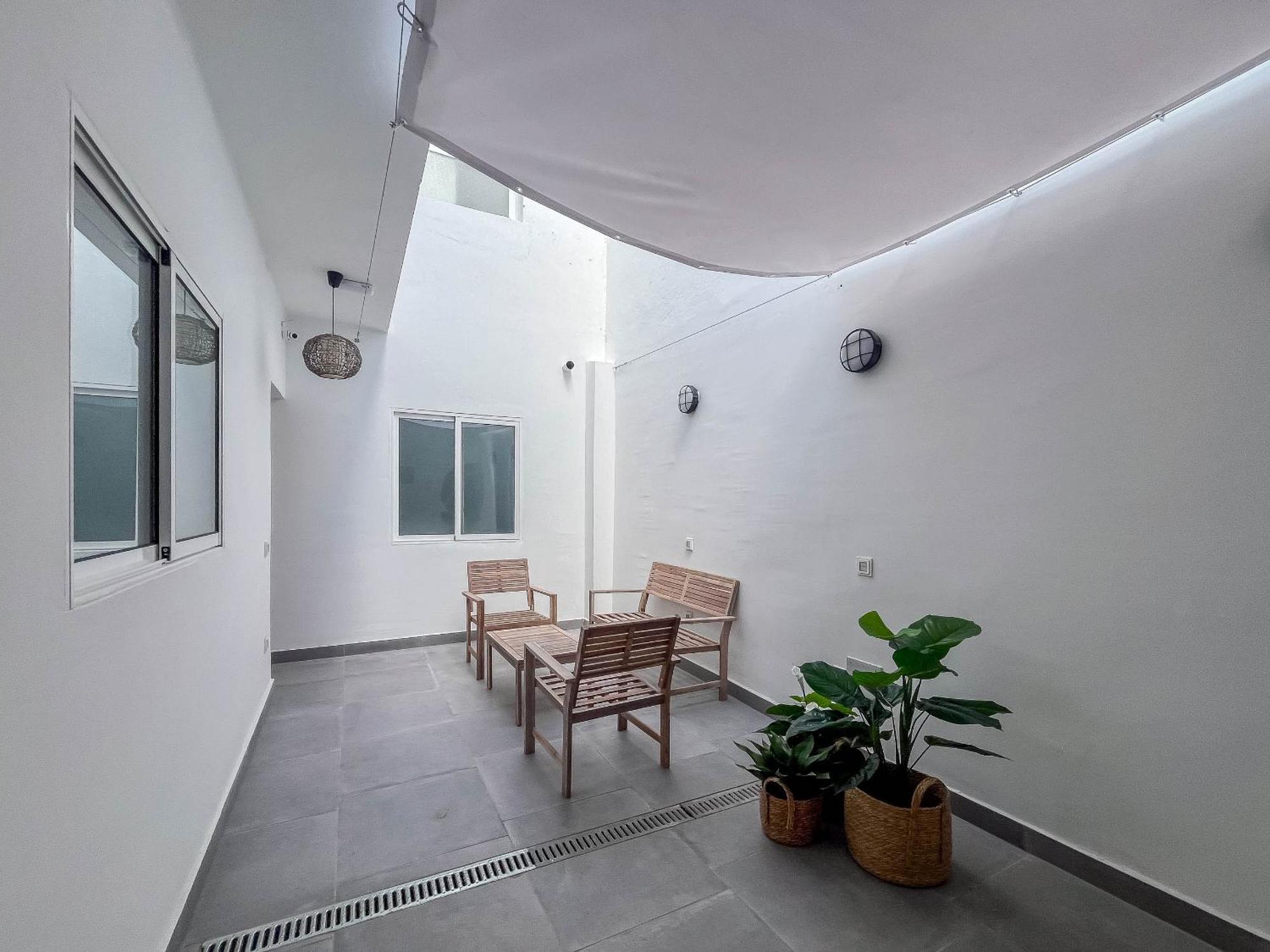 Affittacamere Coliving Mol-terrace, En-suite Bathroom, Fridge & Tv