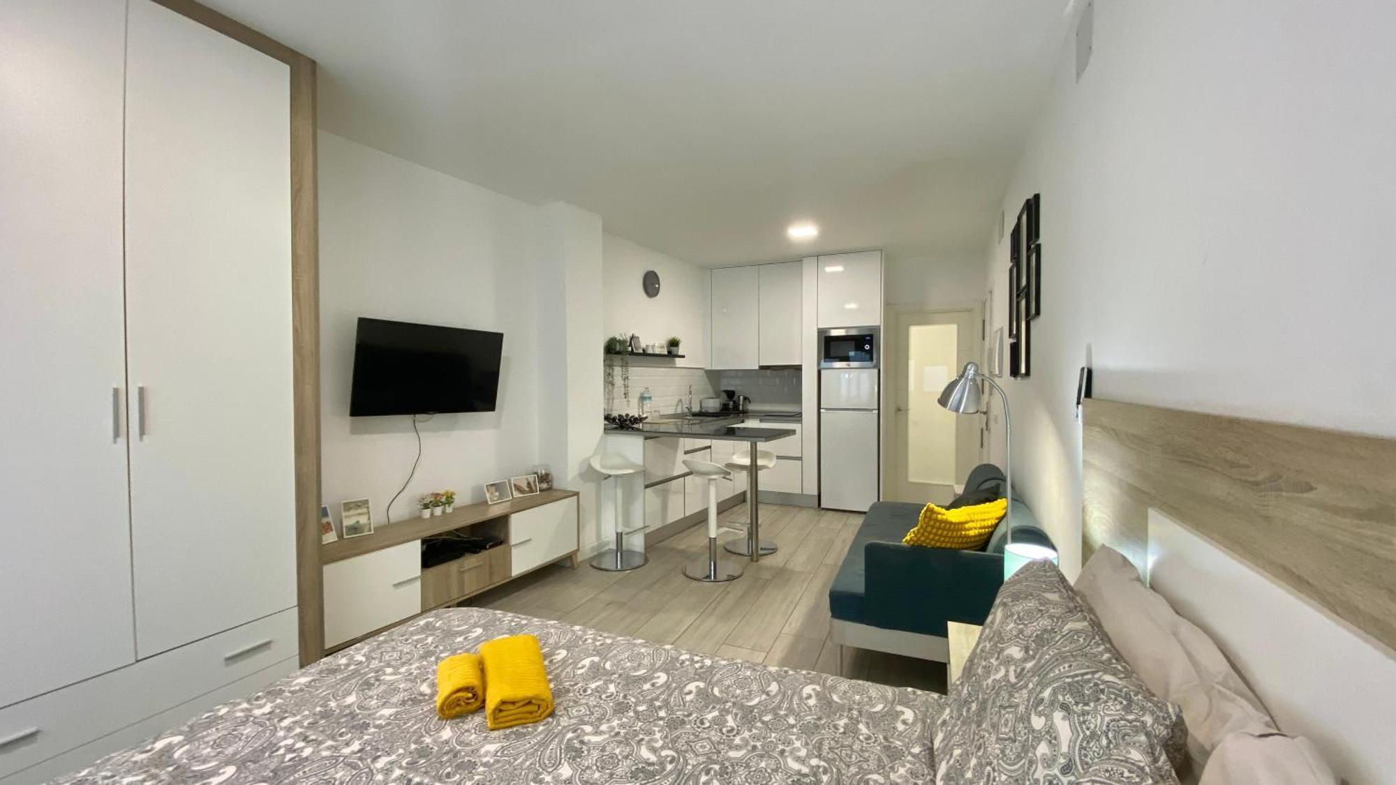 Apartment In Canteras