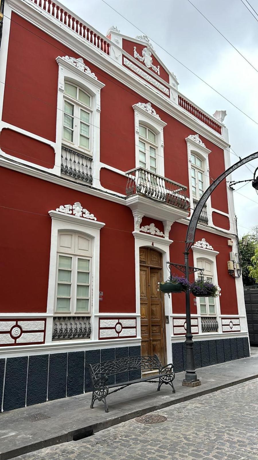 Hacienda Clara Santiago *