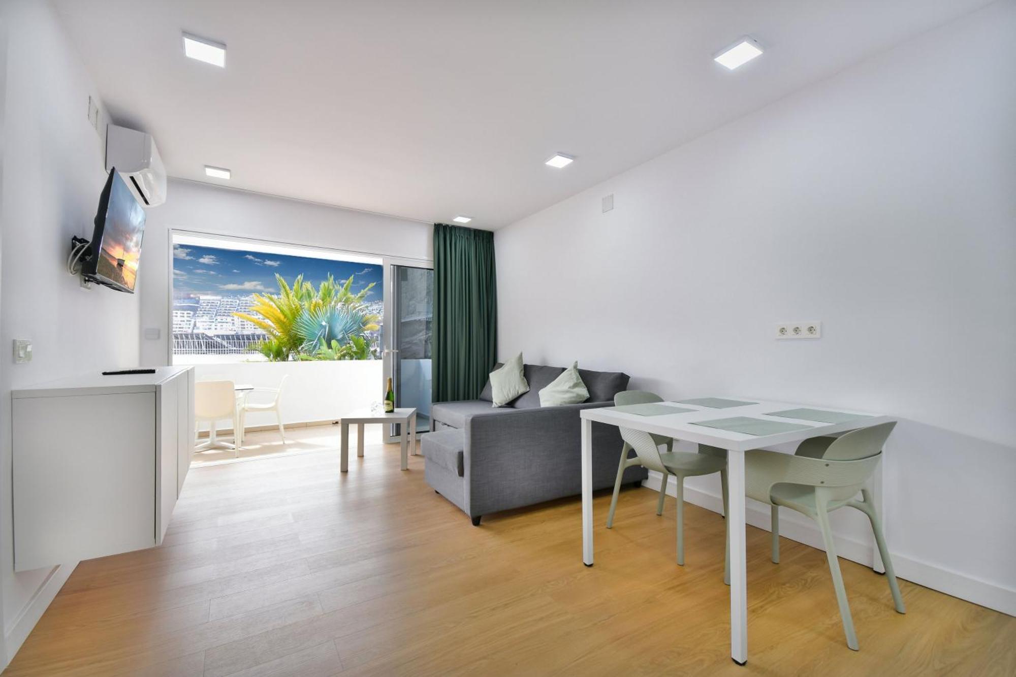 Palm Aparthotel