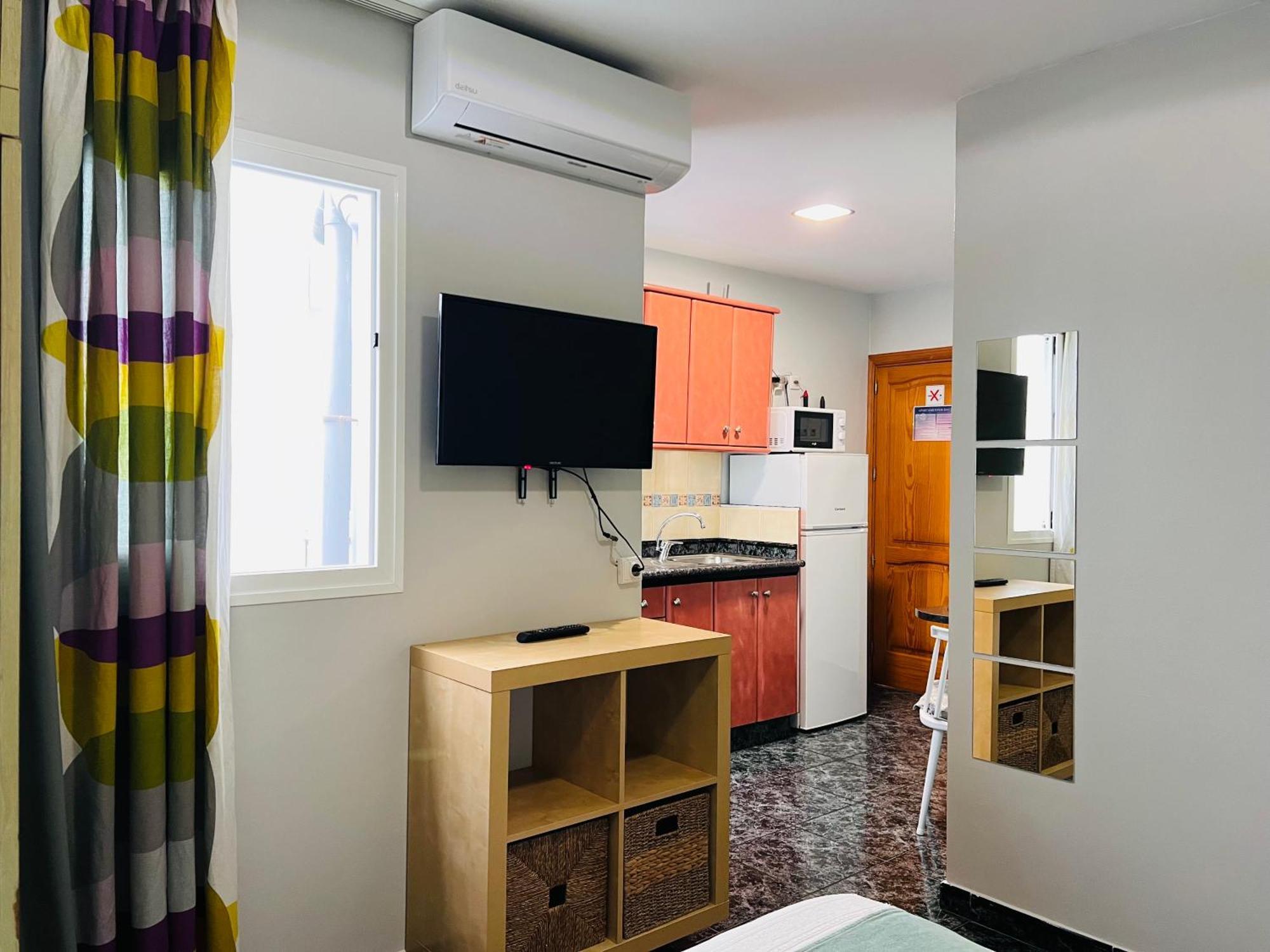 Estudios Dalia Apartment Vecindario (Gran Canaria)