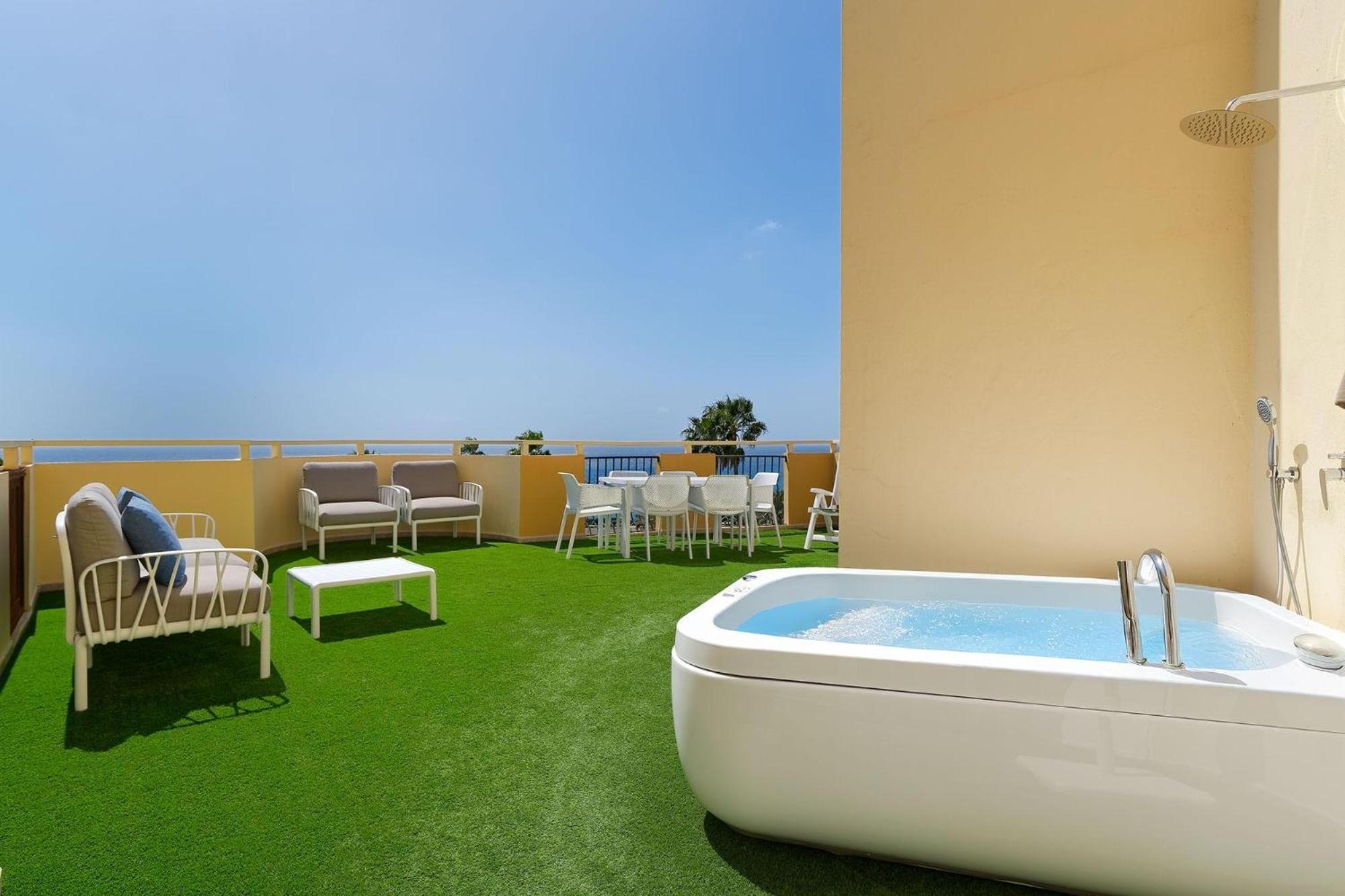 Sport Monte Feliz - Powered By Playitas Apartahotel Playa del Águila