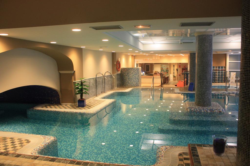Puerto De Nieves Hotel 4*