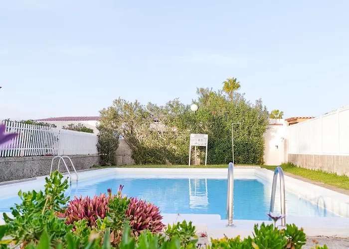 Hibiscus Holiday Home