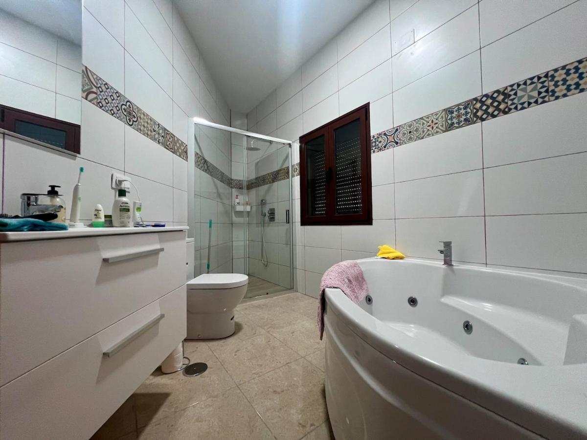 Renovated Townhouse *