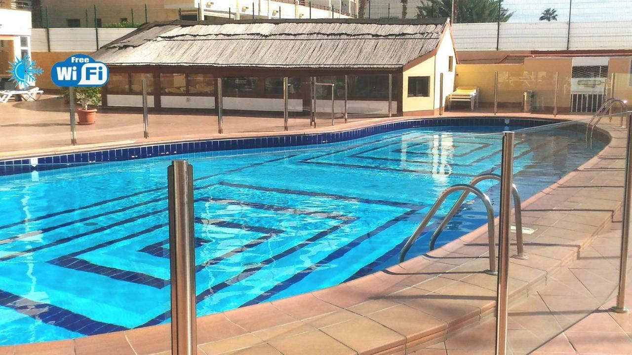 Aircon Pool View Nr Yumbo Appartamento