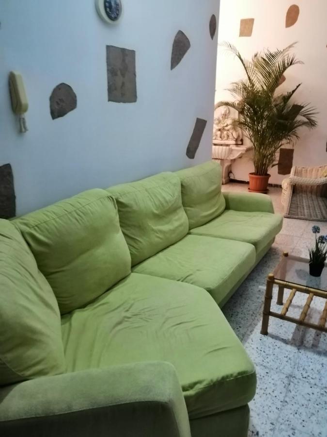La Cruz Guest house Aguimes